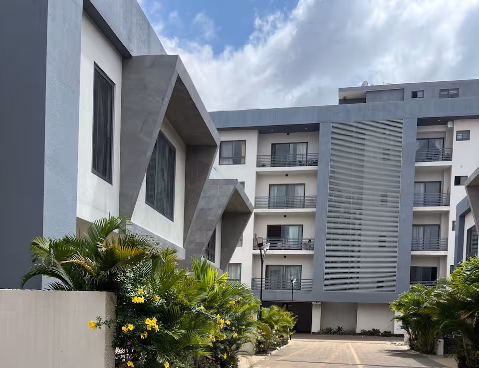 Stylish 1-bedroom apartment in the heart of Airport Residential