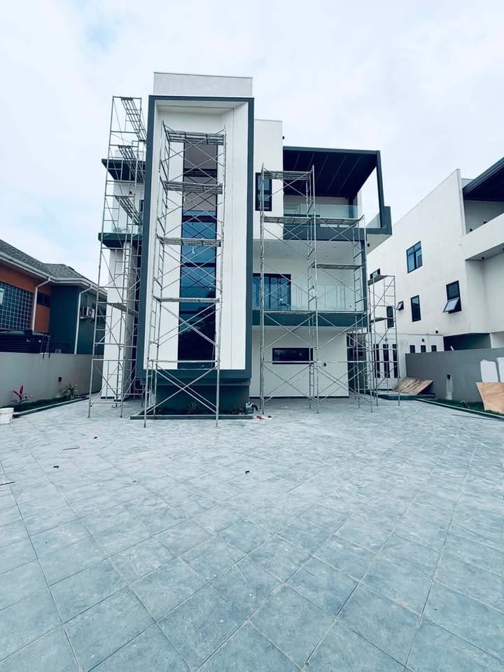 4 bedroom house