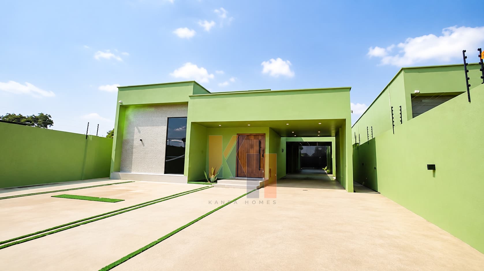 3 bedroom smart home with Garage